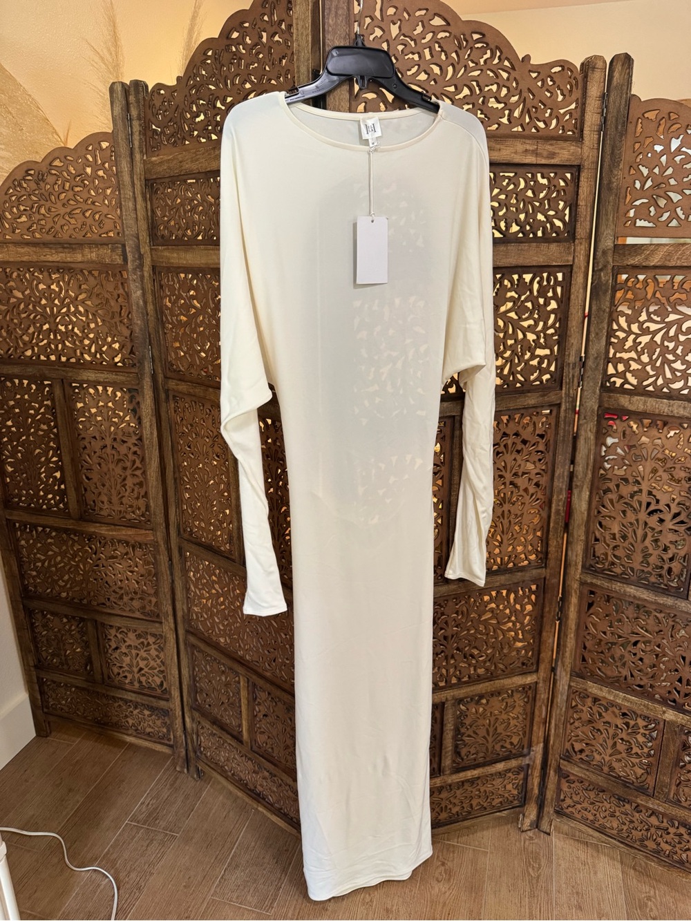 Helsa Matte Jersey Open Back Dress Ivory NEW NWT - Picture 3 of 5